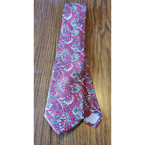 Johnny Carson Paisley Red and Blue Mens Vintage Necktie Tie - Picture 4 of 4